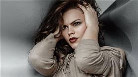 ▲老公和前女友仍有聯絡，前女友甚至想認原PO小孩當乾女兒。（圖／Unsplash）