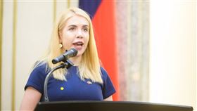 立法院長游錫堃今（25）日接見及款宴立陶宛歐洲事務委員會副主席帕季格(Zygimantas Pavilionis)及烏克蘭聲音黨主席盧狄克(Kira Rudik)黨主席等二人。