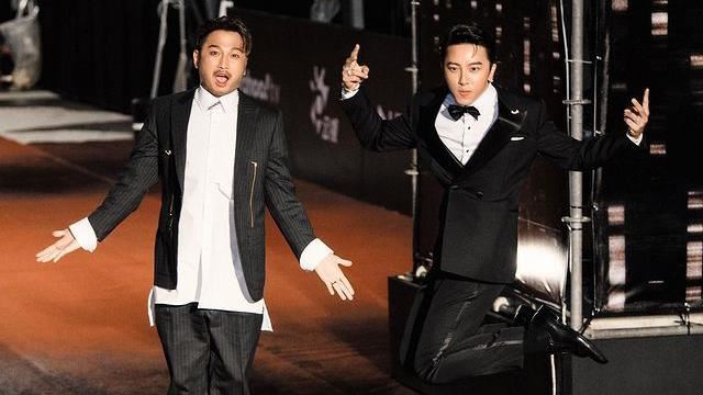 KID坤達金鐘「紅毯跳躍」比對照：完整了