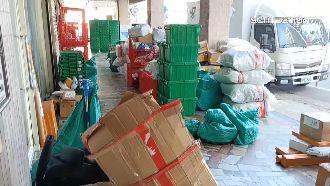 不是回收站！超商包裹堆成山　在地人看傻