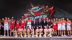 臺中太陽籃球隊來勢洶洶。（圖／球團官方提供）