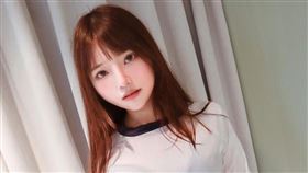甜萌系實況主播「願願yuan」（圖／翻攝自願願yuan IG）