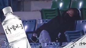 導播意外捕捉到觀眾席上一位睡翻的女球迷。（圖／翻攝自高雄超級DJ-劉俊直 臉書）