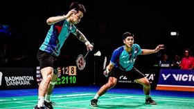 ▲楊博涵（左）、盧敬堯（右）27日法國公開賽首輪擊敗印尼小黃人。（圖／翻攝自楊博涵臉書）