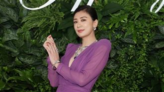 梧桐妹轉大人　賈靜雯辣穿深V禮服說話了