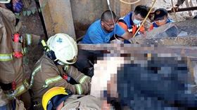 台南,土資場,工安意外,捲入,右手臂,輸送帶,工人