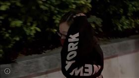 ▲台中桶屍案，蔡女從關係人被轉列被告。她3年前租下工廠廠房，疑為死者的陳姓男子，3年前也被通報失蹤。（圖／翻攝畫面）