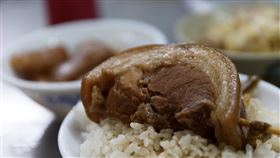 魚市場爌肉飯也要頂讓，老饕一日雙重打擊！（圖／翻攝自彰化魚市場爌肉飯臉書）