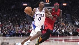 ▲76人麥克西（Tyrese Maxey）20投15中爆砍44分，率76人力退暴龍。（圖／美聯社／達志影像）