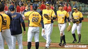 ▲中華職棒季後挑戰賽，中信兄弟搶下聽牌第2勝。（圖／記者劉彥池攝影）
