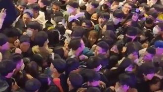 她憶韓演唱會推擠慘況：不能呼吸到無反抗