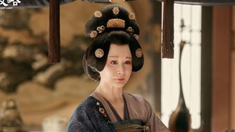 73歲潘迎紫驚喜現身了　一出場狂掀回憶殺