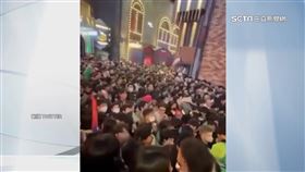 每平方公尺逾9人