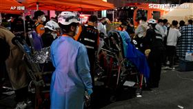 南韓梨泰院推擠。（圖／AP授權）