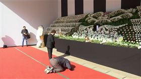 梨泰院154死　民眾弔唁萬聖節受害者（圖／AP授權）