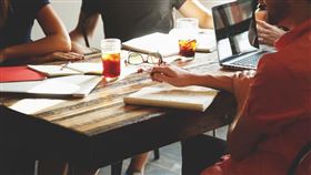 職場，工作，同事 圖/pixabay