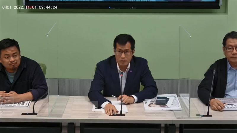 鍾東錦曾被開槍？綠黨團轟自比曼德拉荒謬