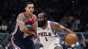 ▲哈登（James Harden）單場17助攻，NBA本季新高。（圖／美聯社／達志影像）