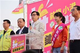柯志恩熱舞反戰 黃雍琇：「商女不知亡國恨」現代版（業配勿用）