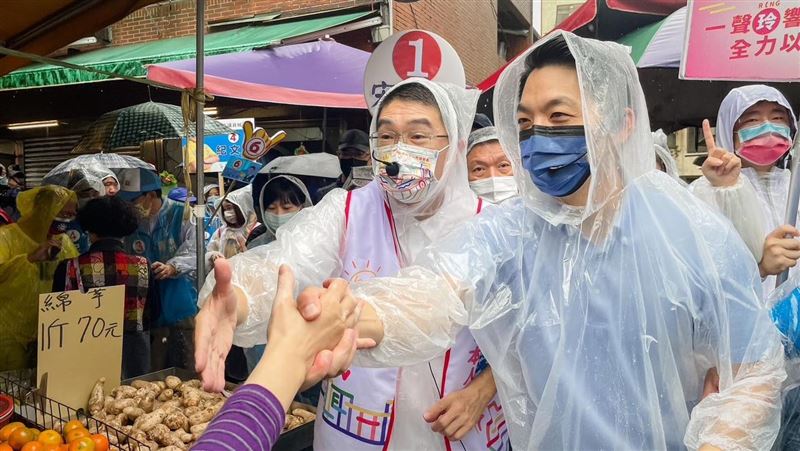 蔣萬安、謝國樑駁擋救護車　她嗆死不認錯