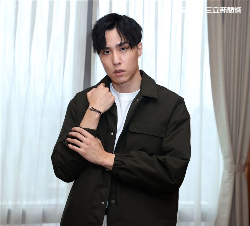 「我的牙想你」余晉三立新聞網專訪。（記者邱榮吉/攝影）