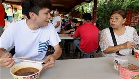 （圖／翻攝自蔡阿嘎YouTube）