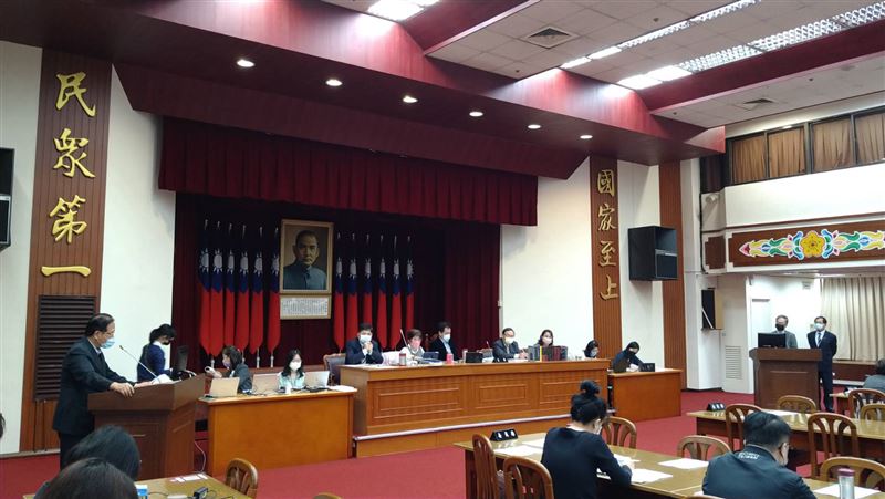 高端保護效益報告選前能審完？薛瑞元改口