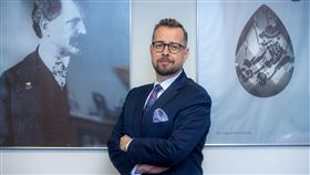 捷克代表史坦格：盼實現台捷直航捷克新任駐台代表史坦格（David Steinke）表示，捷克政府把台灣正式列為亞洲區域「優先夥伴」，雙方關係長期友好，他任內最大願望是讓已談判至少6年的「台捷直航」實現。中央社記者鄭清元攝  111年11月2日