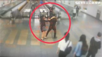 偷拍裙底碰到大腿　OL怒揪色狼衣領報案