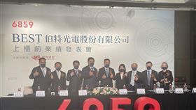 鏡頭廠伯特光跨足多元化應用，力拚12/28上櫃。（圖／記者吳康瑋攝）