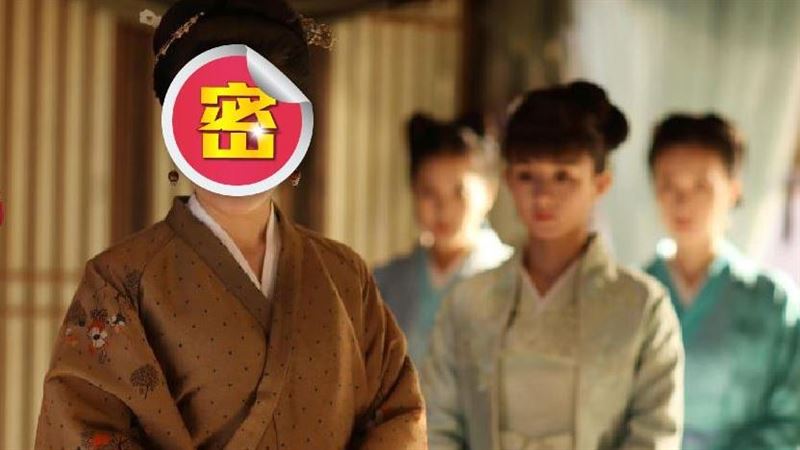 闊太太被導演叫來救場！竟意外走紅成經典