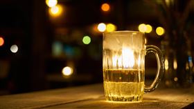 酒駕,公務員,機車,一死一傷,休職