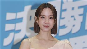 程予希,謝佳見。（民視提供