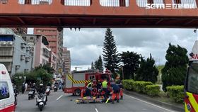 陸橋,墜落,女大生,三重,翻攝畫面