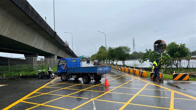 新／宜蘭五結小貨車與機車碰撞　34歲男亡