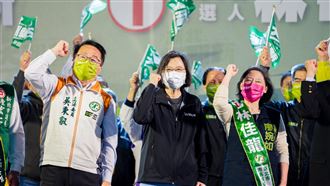 小英新北12度為林佳龍站台！余天哽咽助選