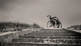 身障 殘障 輪椅 殘疾 身體缺陷
圖/pixabay