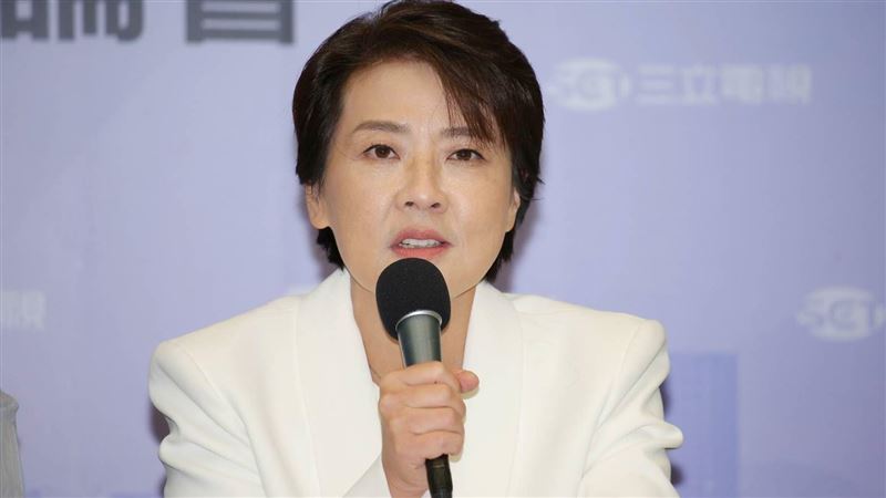 黃珊珊酸中、蔣辯論虛答：藍綠惡鬥實境秀