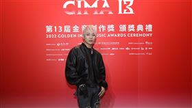 黃宣（YELLOW）、ØZI （圖／文化部影視及流行音樂產業局提供）