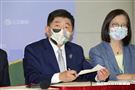 台北市長選舉電視辯論會，民進黨候選人陳時中於會後召開記者會。（圖／記者楊澍攝影）