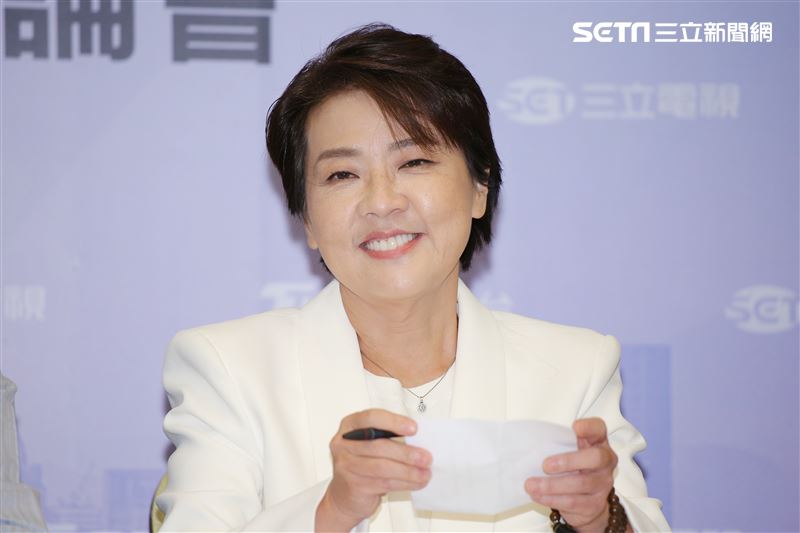 台北市長選舉電視辯論會，無黨籍候選人黃珊珊於會後召開記者會。（圖／記者楊澍攝影）