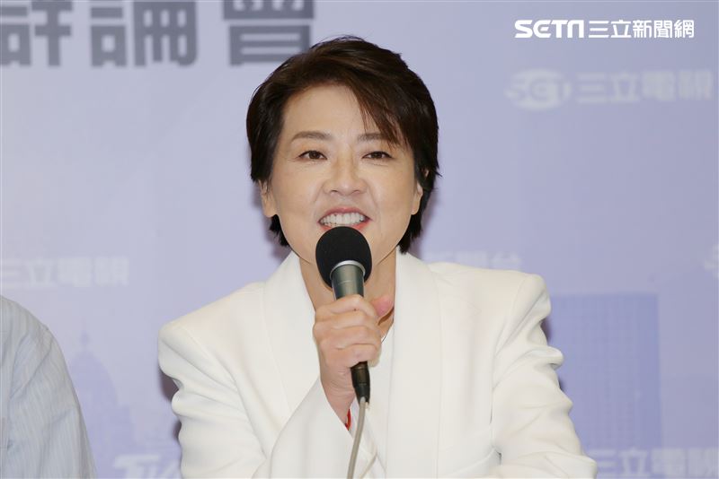 台北市長選舉電視辯論會，無黨籍候選人黃珊珊於會後召開記者會。（圖／記者楊澍攝影）