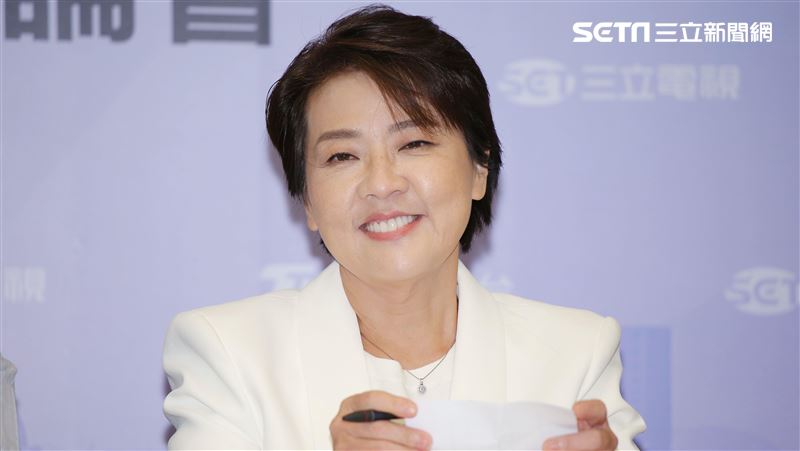 該開除化妝師？黃珊珊：頭腦好壞比較重要