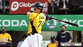 ▲台灣大賽第1戰，中信兄弟一壘手許基宏。（圖／記者劉彥池攝影）