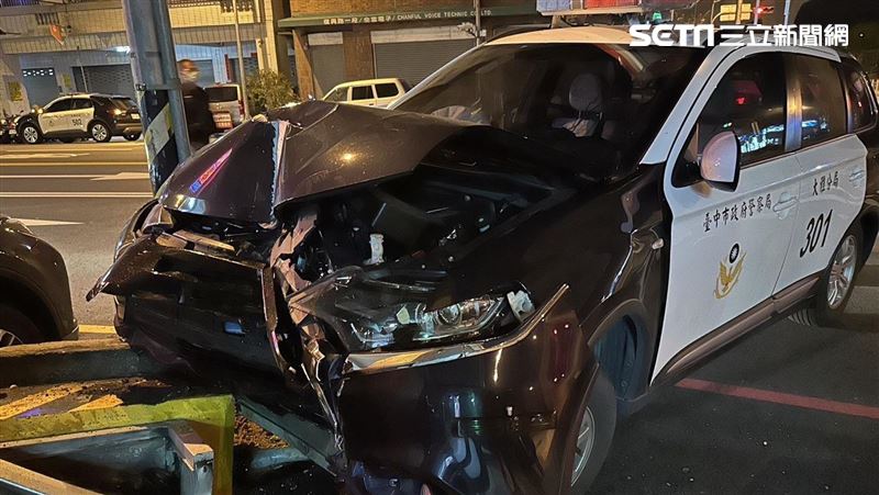 台中警追拒檢車　警車自撞3人傷對方跑了