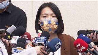 指控陳時中摟人妻！徐巧芯爆料照片來源