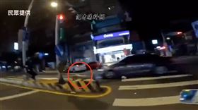 蘆竹,車禍,行人（圖／翻攝畫面）