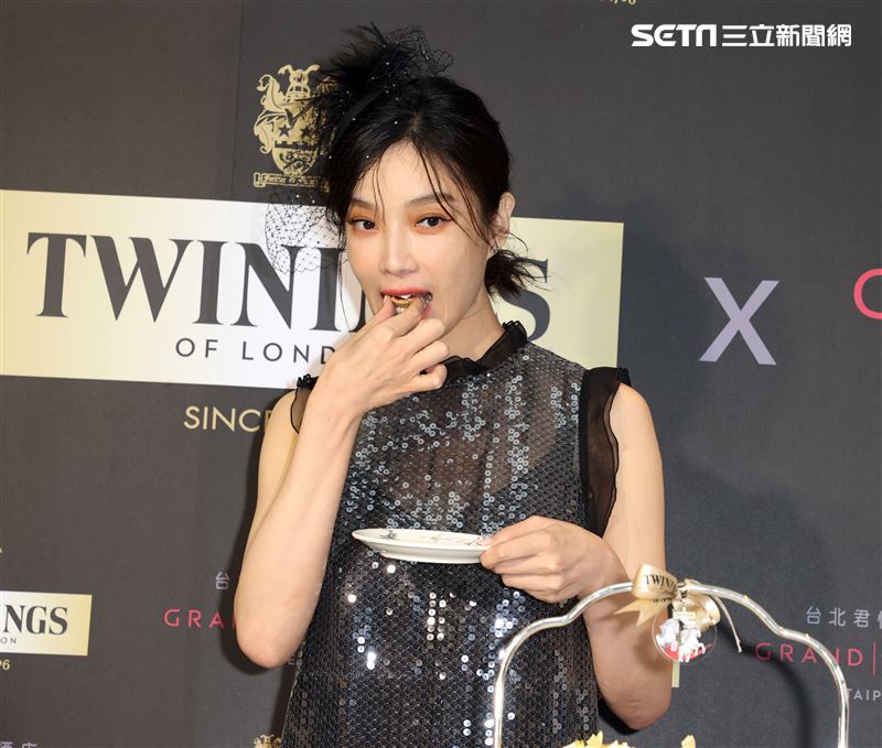 蔡淑臻出席TWININGS唐寧茶的英國皇室風格馬會午茶宴。（記者邱榮吉/攝影）