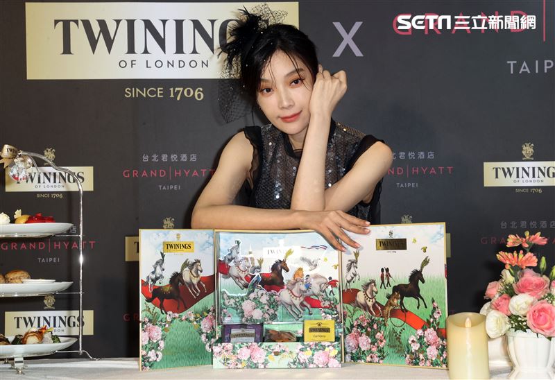 蔡淑臻出席TWININGS唐寧茶的英國皇室風格馬會午茶宴。（記者邱榮吉/攝影）