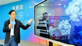 張善政舉行「數位五策」科技政見記者會國民黨桃園市長參選人張善政7日在北區競選總部舉行「數位五策」科技政見記者會表示，將透過5項政見把桃園打造成智慧科技城市，並立法提出「桃園市數位自治條例」。中央社記者吳睿騏桃園攝  111年11月7日